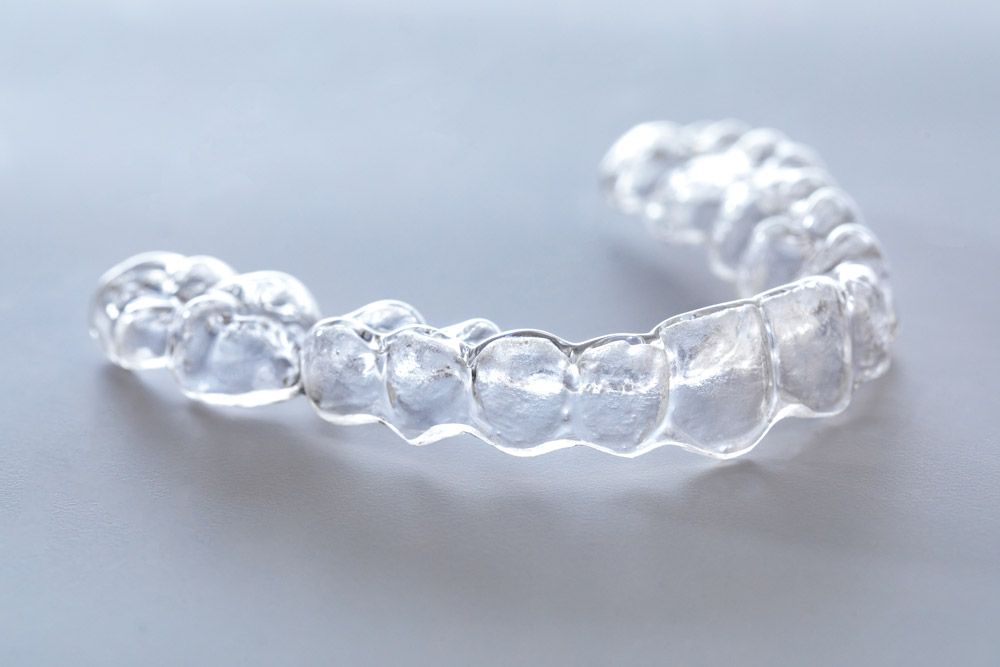 Braces vs. Invisalign: Choosing the Path to a Perfect Smile